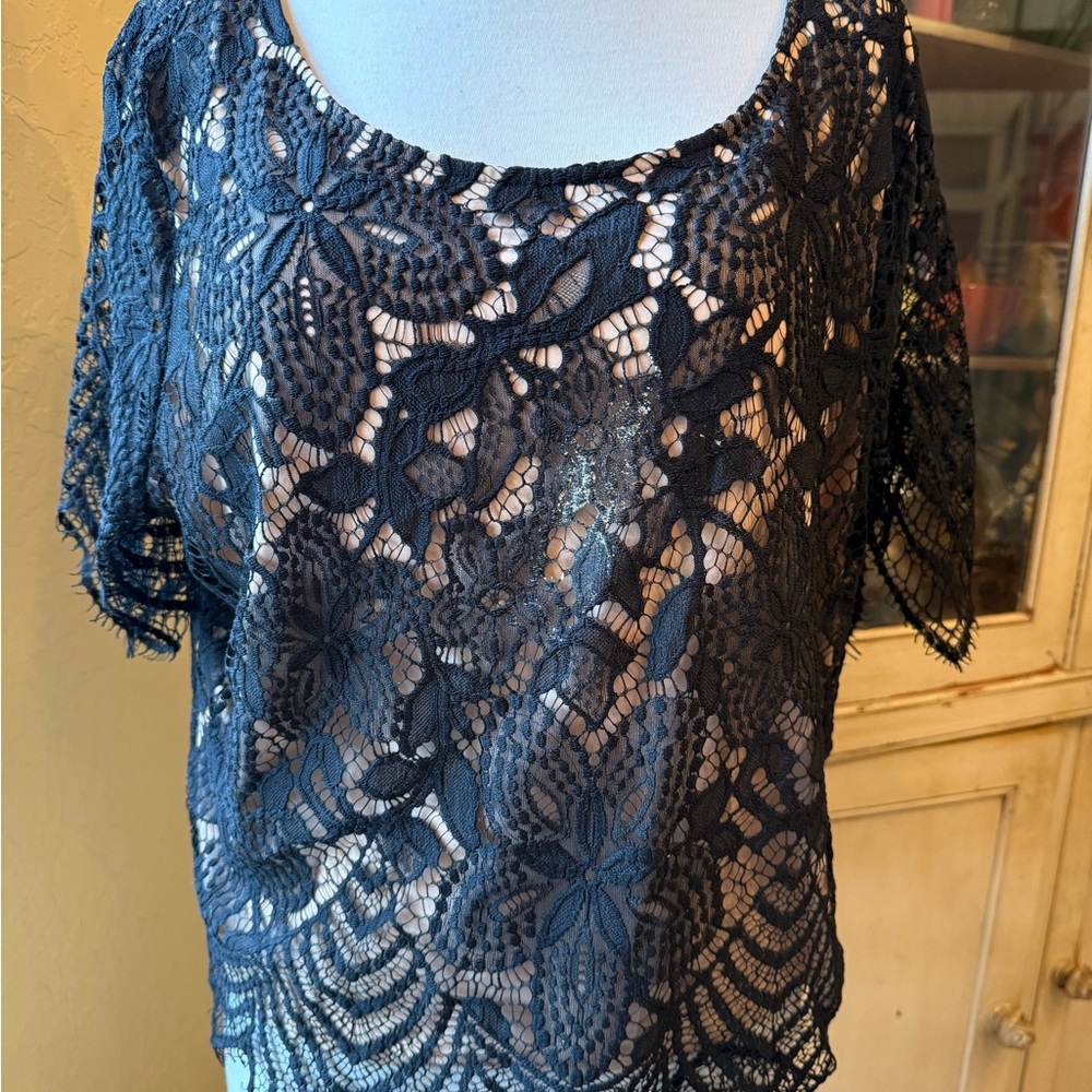 Express Lace fully lined top